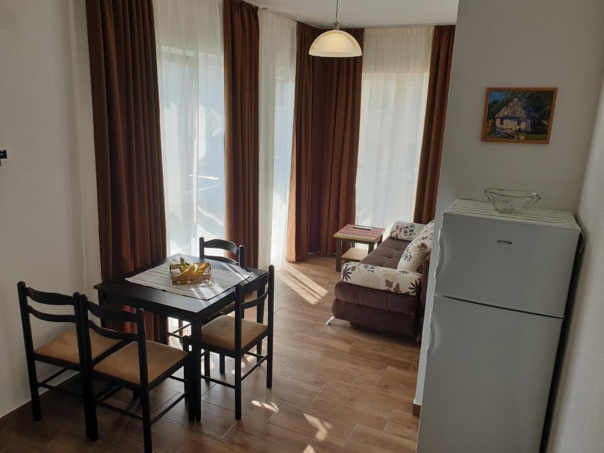 Lucia'S Apartment Сутоморе Екстер'єр фото